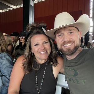 Meet your Posher, Kristine